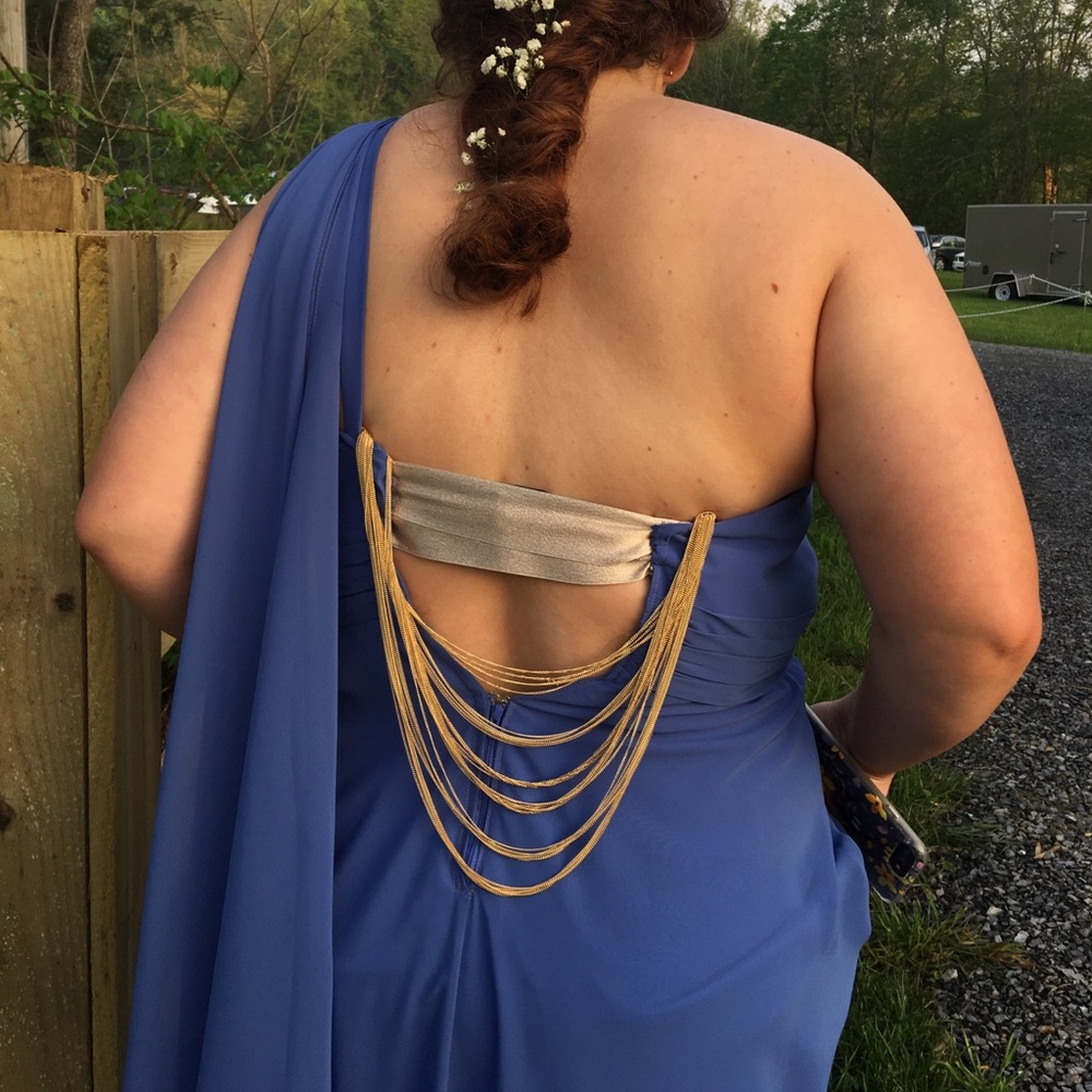 Prom Dress - Picture 3 of 5